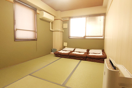Standard Private Japanese-style room with shared bathroom